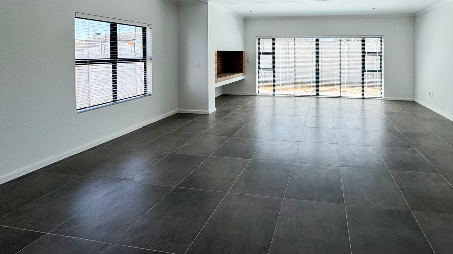 3 Bedroom Property for Sale in Viking Village Western Cape